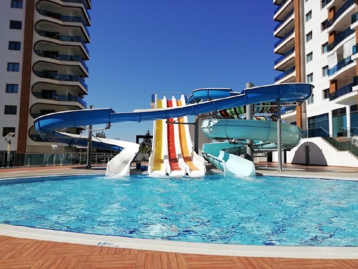Azura Park -- шикарное место для вас -- вид на море, на бассейн, горный воздух и свой пляж - забронируйте сейчас Daire